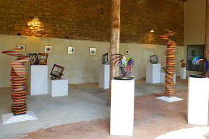 Read more about the article “ECHOS”: wood and bronze sculpture exhibition